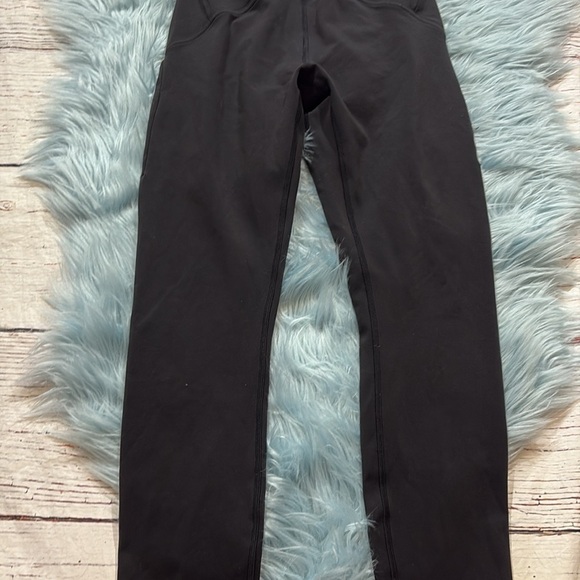 Lululemon InStill High Rise Tight 25” in Black Graphite Sz 6 - Picture 5 of 9